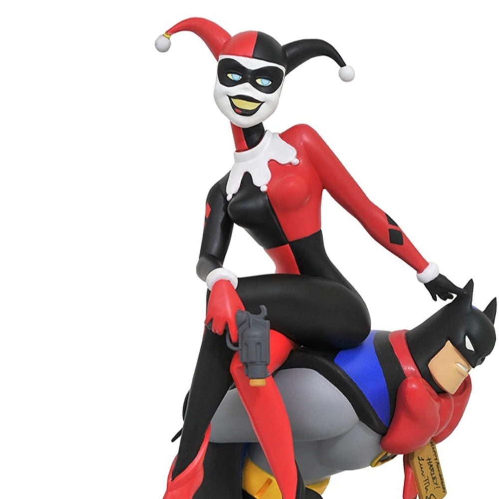 Harley Quinn 25th anniversary statue